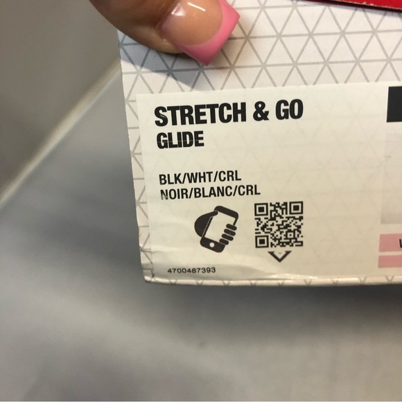 NIB Saucony Stretch and Go Glide black slip on shoes multiple sizes - Picture 6 of 12